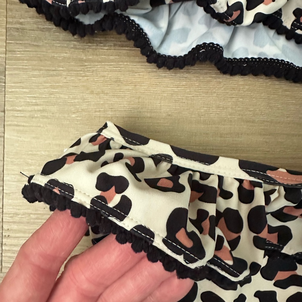 Leopard Print Ruffle Bikini Set Like New - Picture 3 of 5